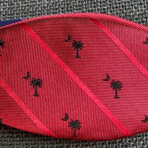 New with tags - reversible red bow-tie with black palm trees